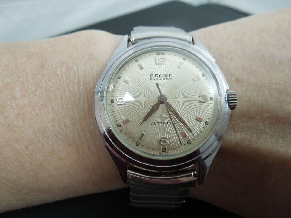g375 Beautiful Gruen Precision Watch that is Water &amp; Shock  Resistant.
