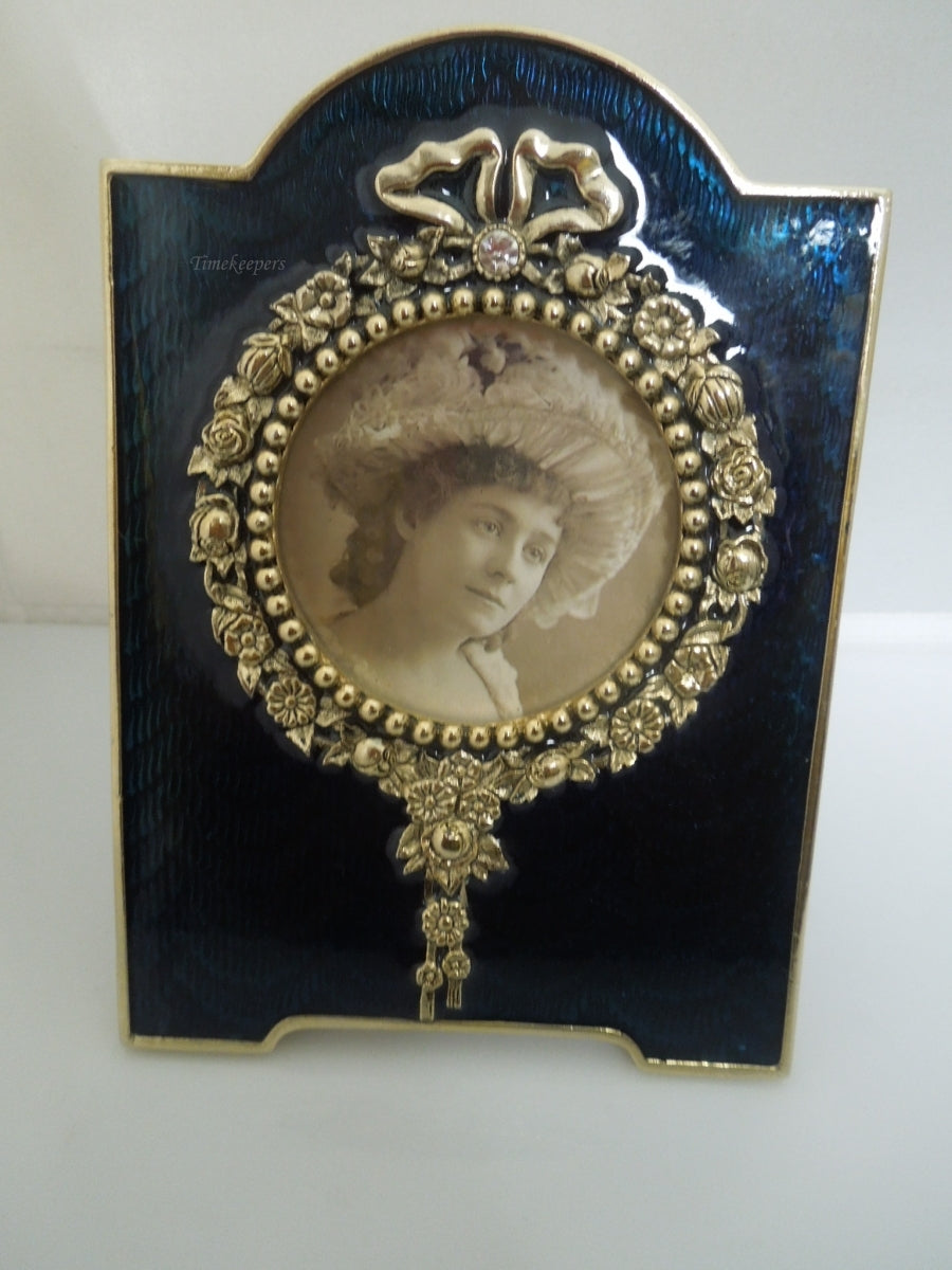 Small Vintage Brass Tabletop Picture Frame