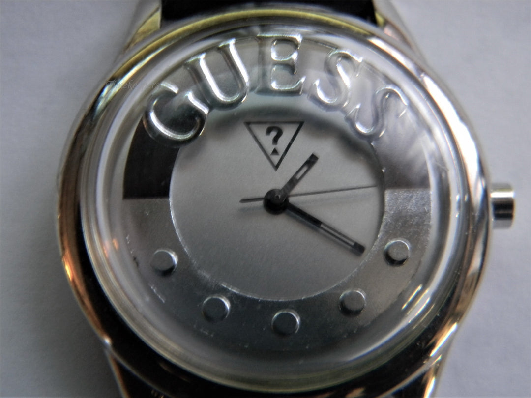 j644 Nice Guess Quartz Wrist Watch with Original Band