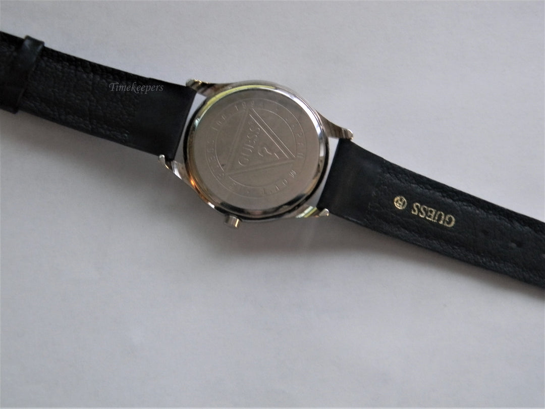 j644 Nice Guess Quartz Wrist Watch with Original Band
