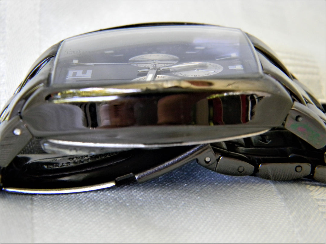 j441 Handsome Gloss Black Case and Bracelet Chronograph Quartz Watch