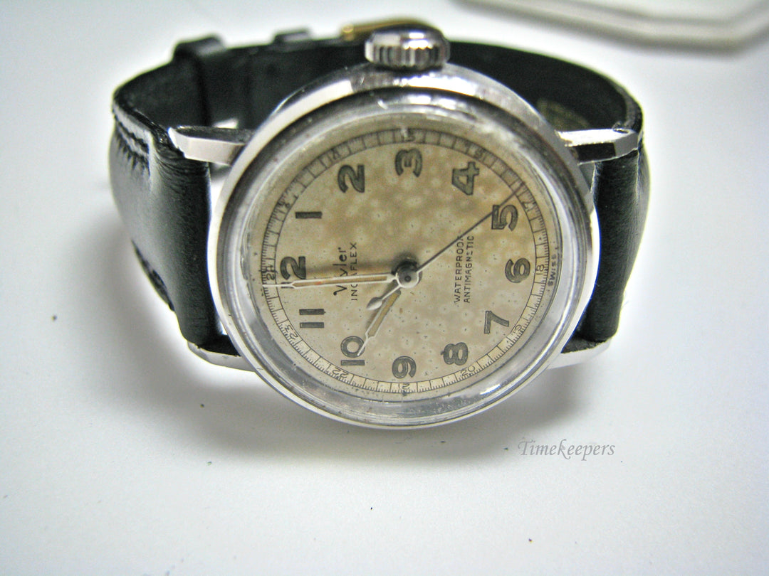 H024 Beautiful Wyler Mechanical Hand Wind Watch from 1970s