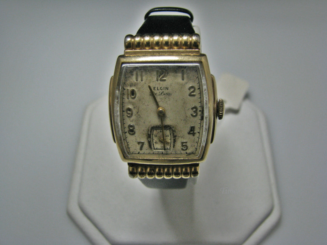 H087 Unique Elgin Mechanical Hand Wind Watch with Second Sub-Dial from 1950s