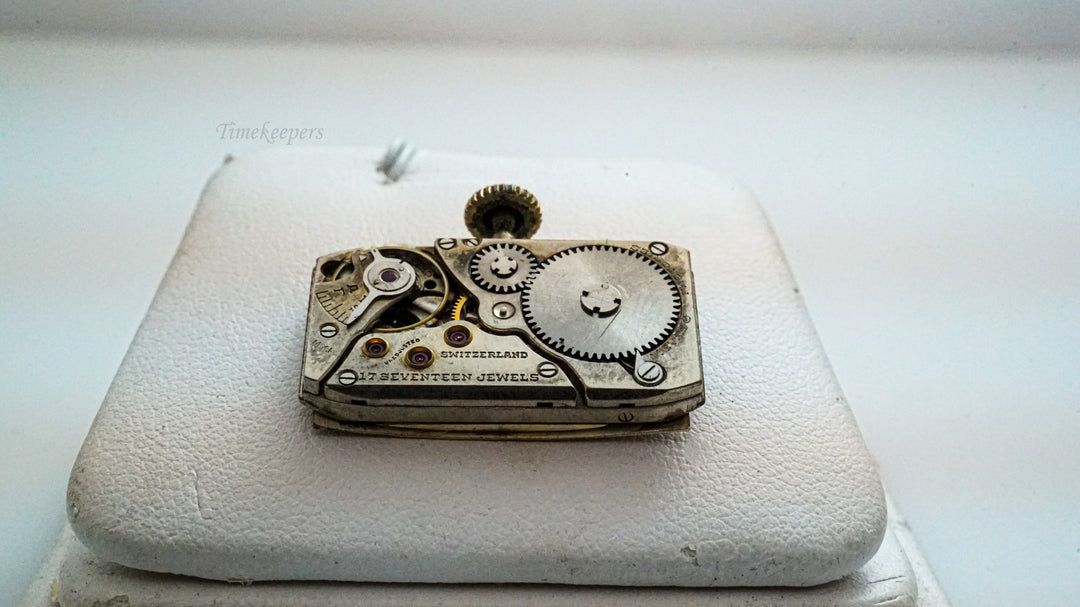 K115 Vintage 1940's Men's Movado Curvex Wristwatch