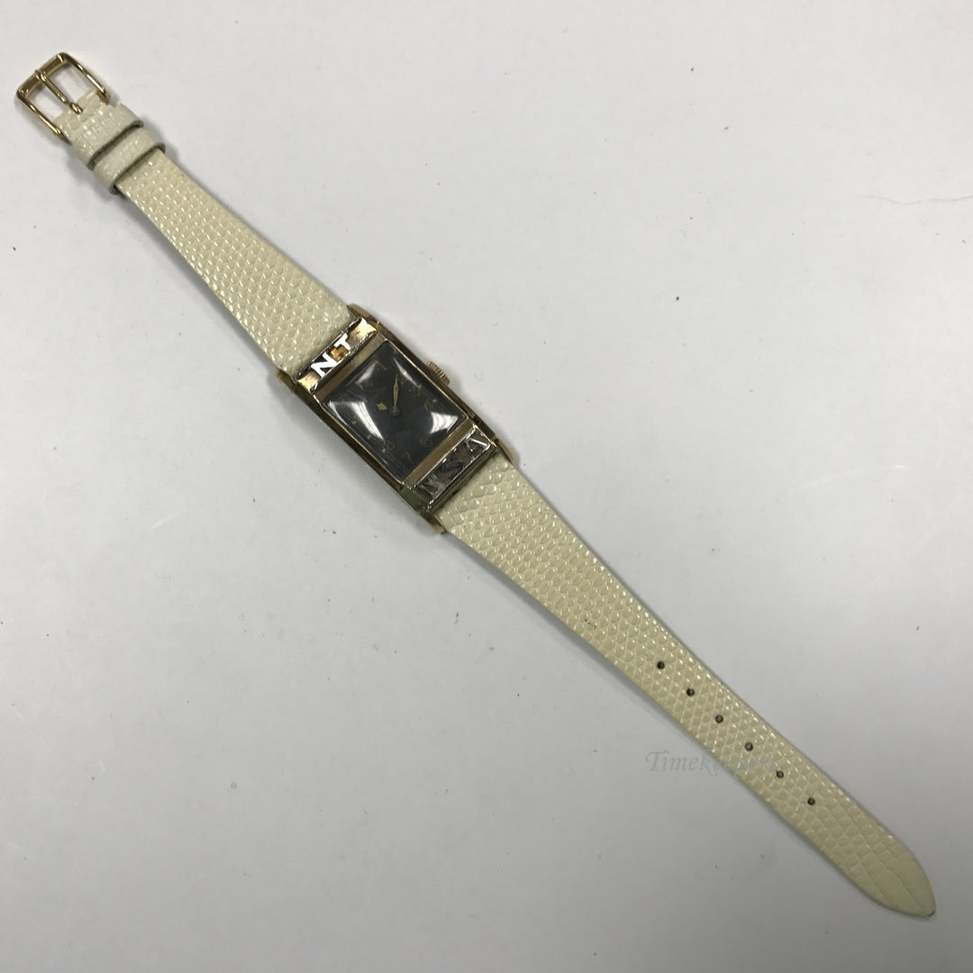 d187 Vintage Original Westfield Winton Gold Tone Leather Mechanical Wrist Watch
