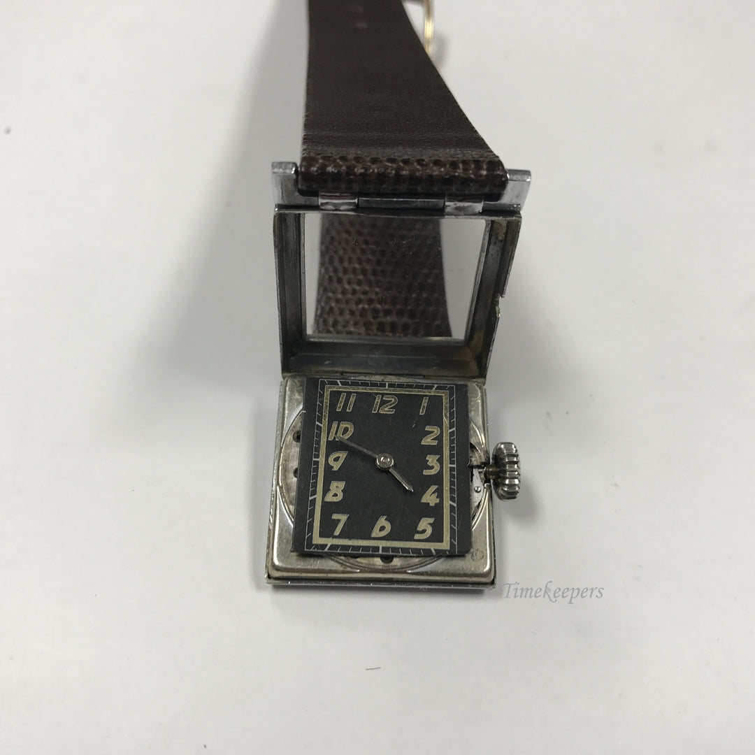 d326 Vintage Original Meret W Swiss 15J 3Adj. Silver Tone Mechanical Wrist Watch