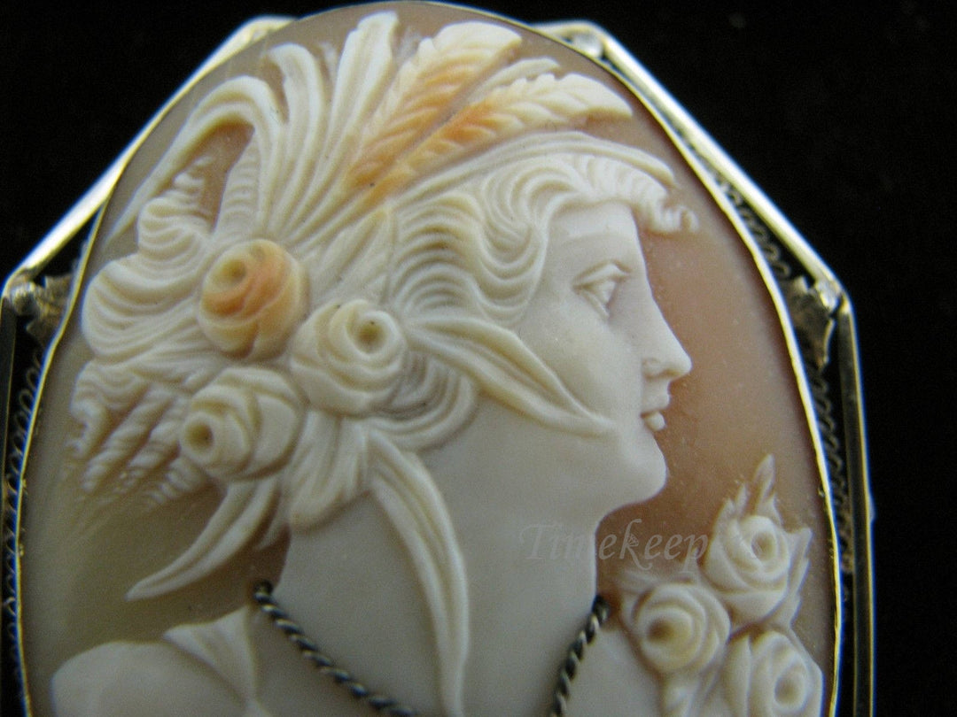 c458 Vintage Large Cameo in 14k Yellow Gold Setting Convertible Brooch or Pendant