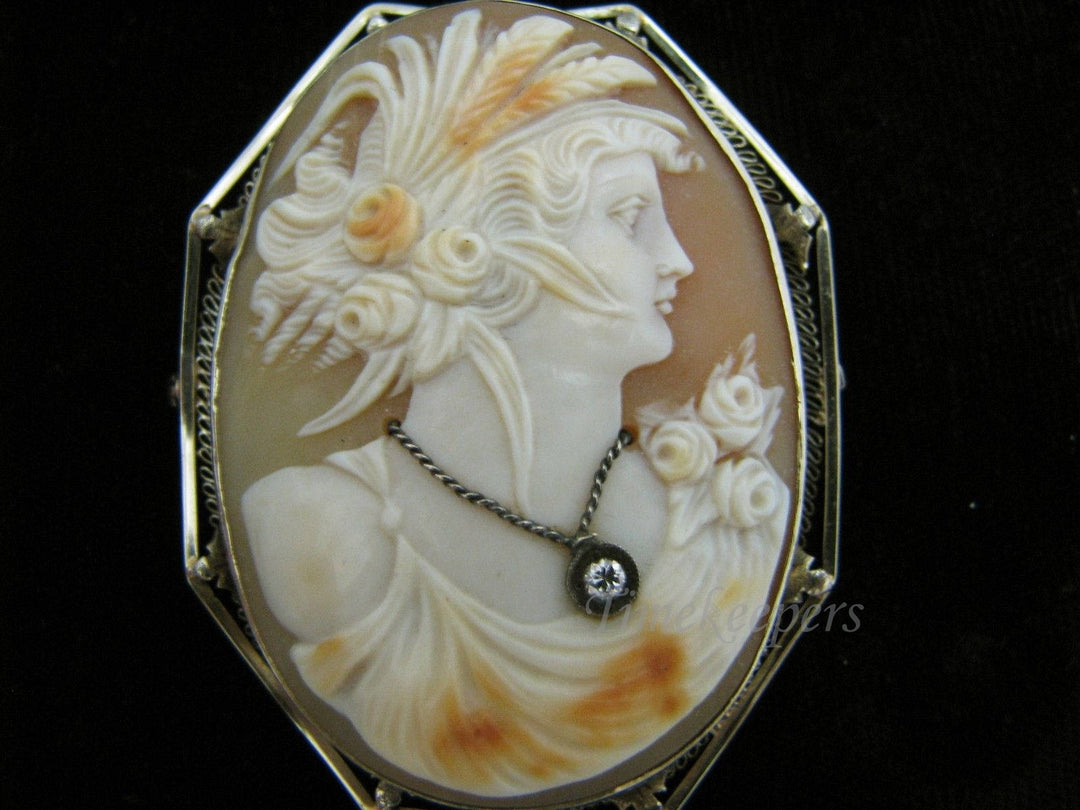 c458 Vintage Large Cameo in 14k Yellow Gold Setting Convertible Brooch or Pendant