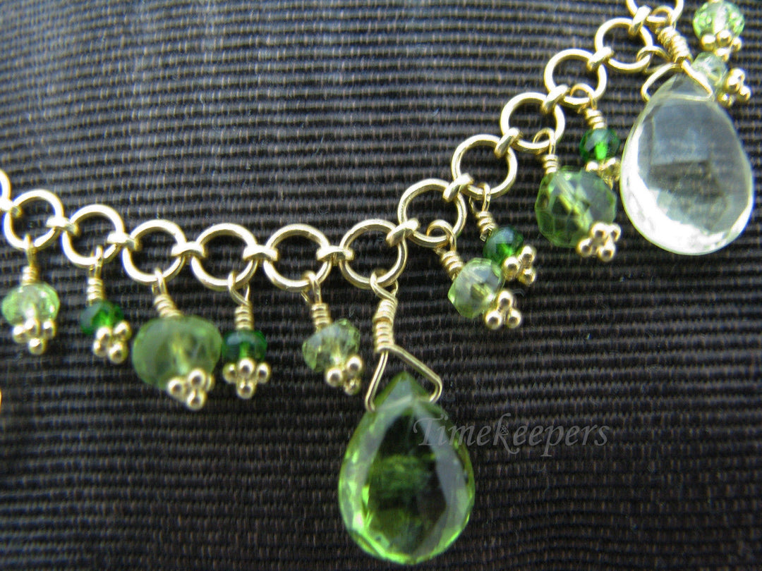 a555 Stunning 22k Yellow Gold Link Bracelet with Round &amp; Pear Shaped Peridot