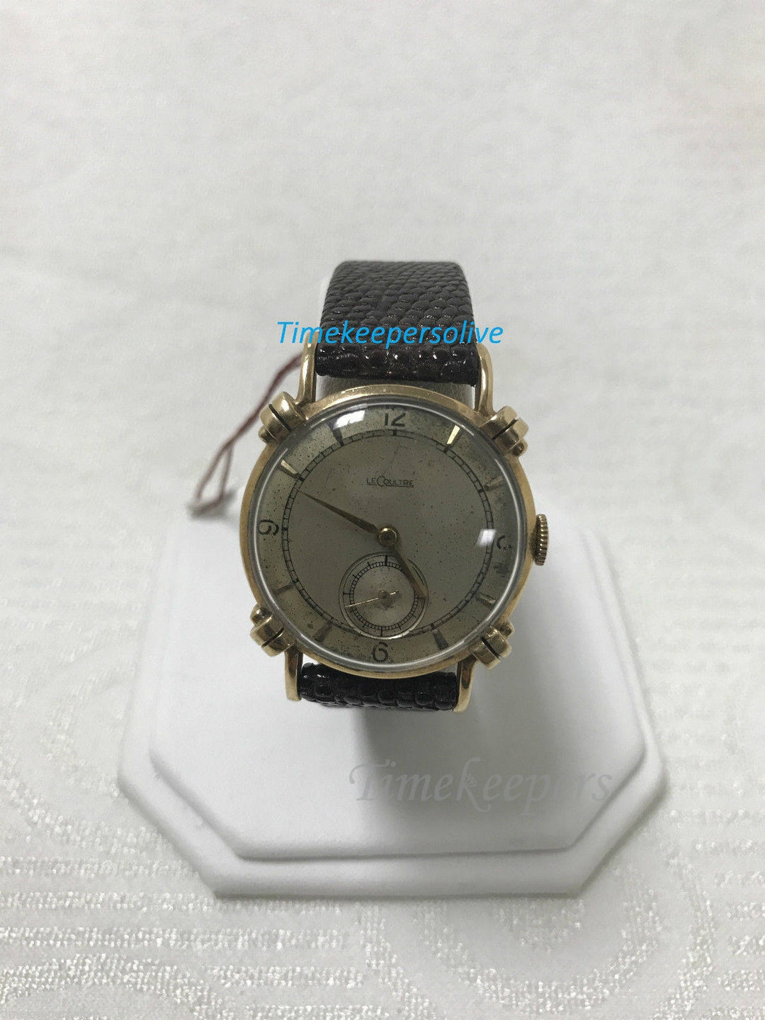 c617 Elegant Vintage LeCoultre Fancy Lugs Wrist Watch Mechanical 50s 14K Yellow Gold