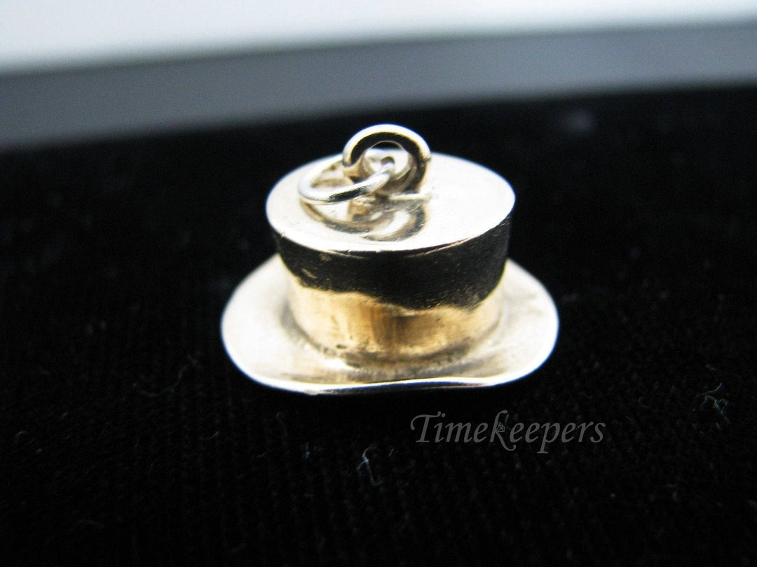a759 Cute 14k Yellow Gold Top Hat Charm or Pendant
