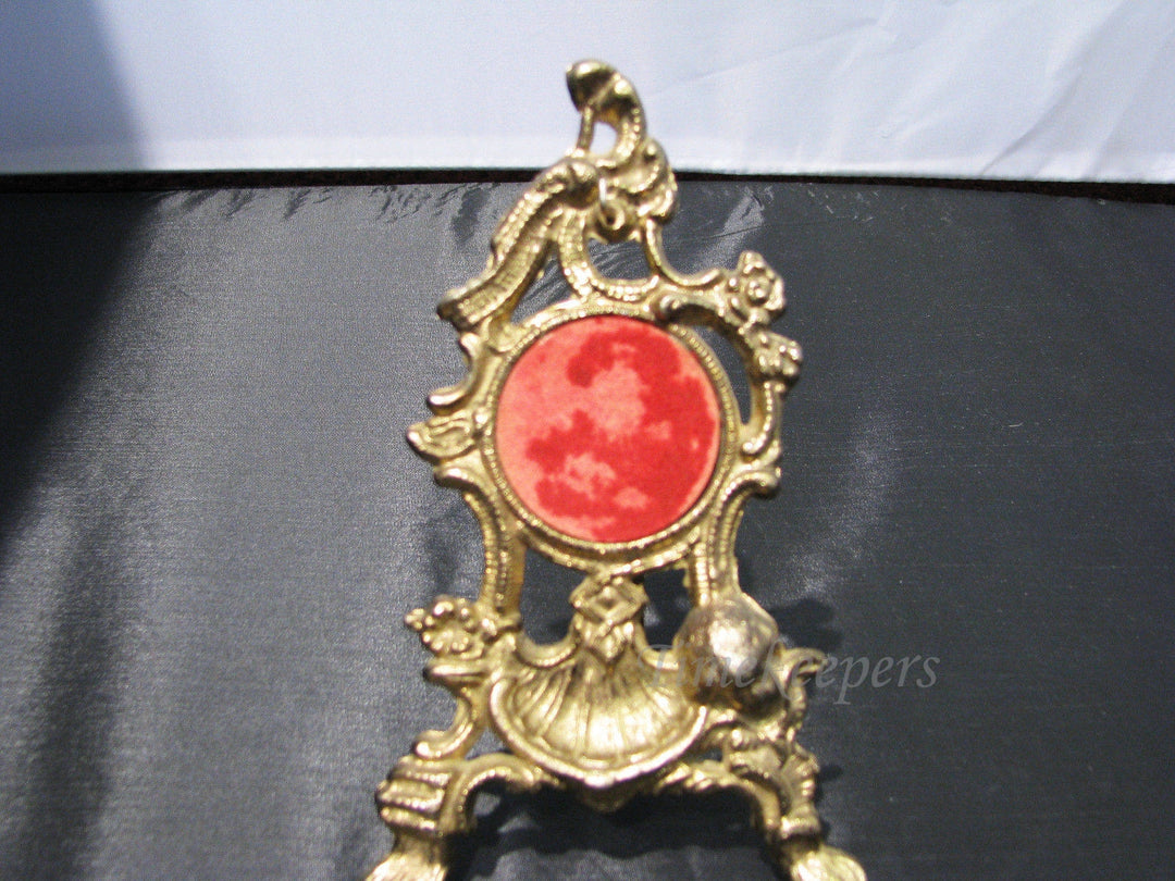 a232 Nice Brass Pocket Watch Display Stand with a Hook and Red Felt Backing for Watch
