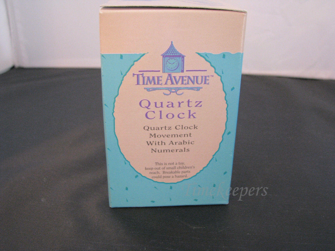 a312 Cute Santa Claus, Teddy, Presents &amp; Fireplace Miniature Clock in Resin