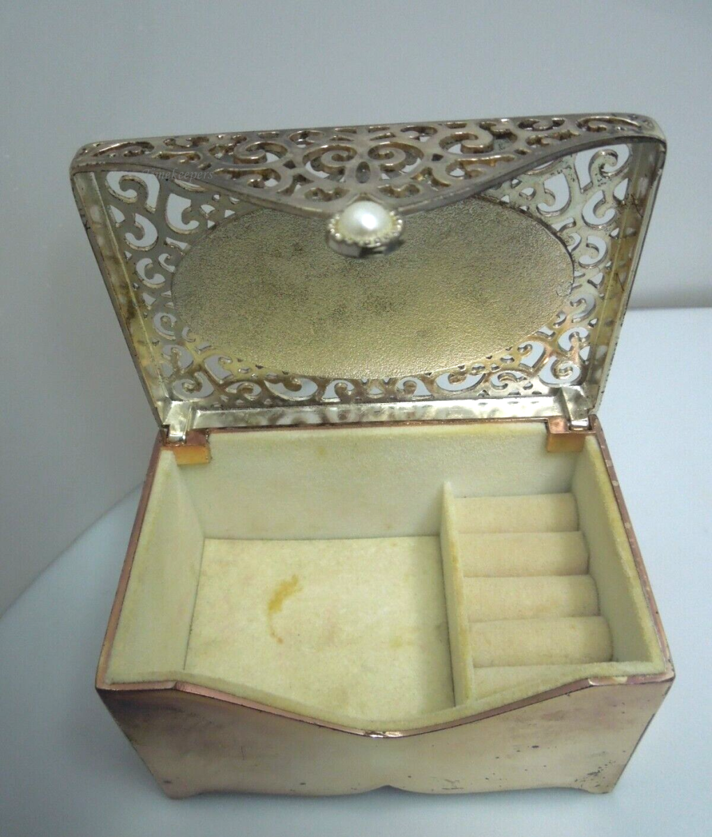 1950s silverplate filigree trinket/jewelry outlet box