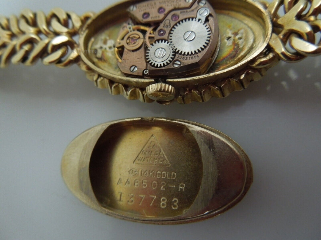 t056 Vintage Omega Watch Co 14k Gold Women’s Wrist Watch  