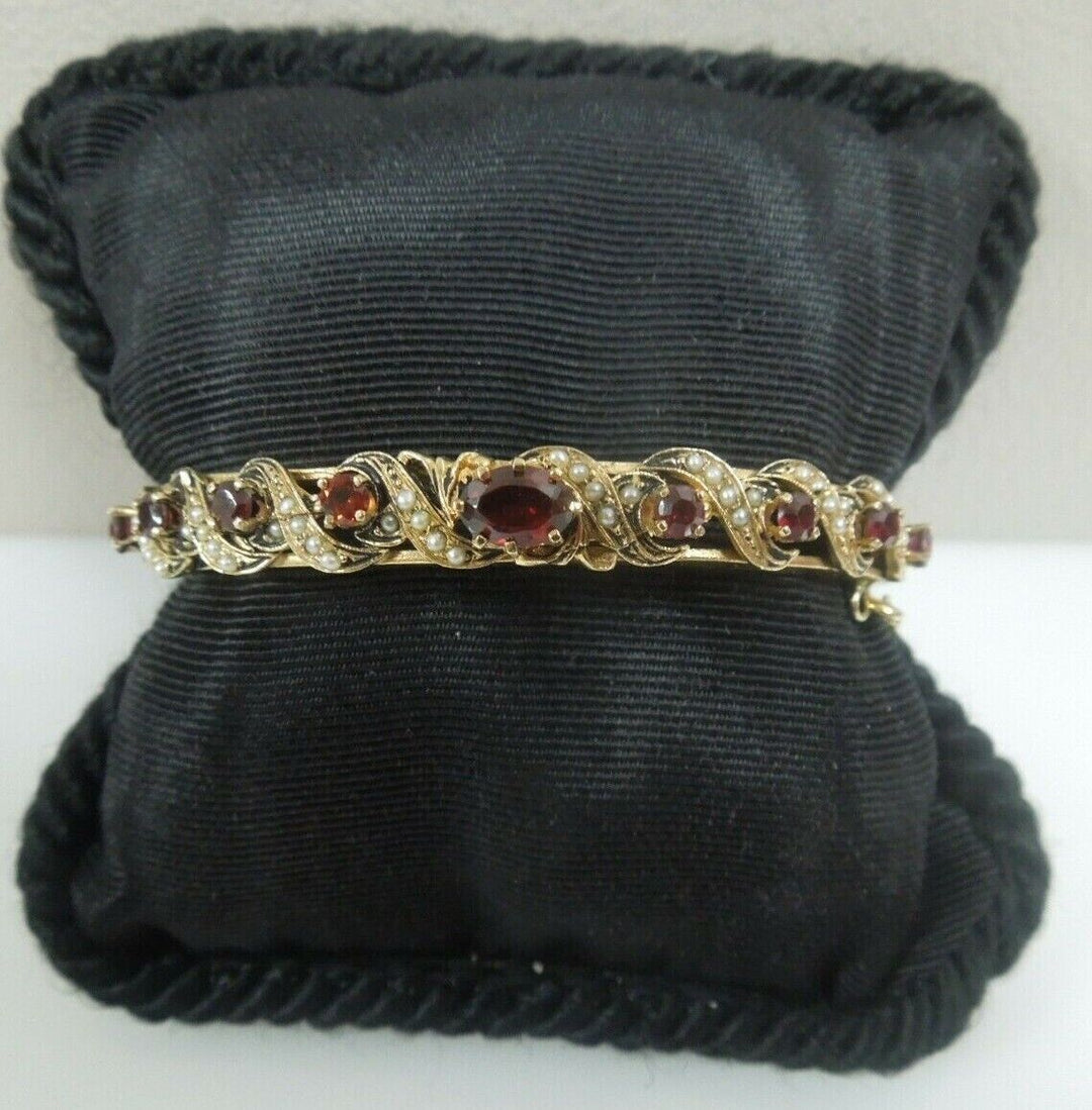 r118 14k Yellow Gold Garnet Seed Pearl Beautiful Bangle Bracelet with Safety Chain 19g Signed