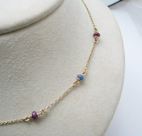 j014 Beautiful Lariat Style Necklace in14k Yellow Gold Necklace with Blue and Red Stone
