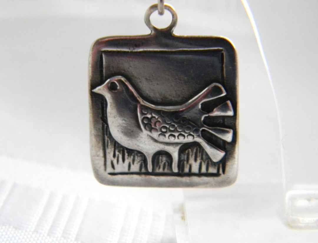 p391 Sterling Silver Dangle Earrings with Bird on the Front