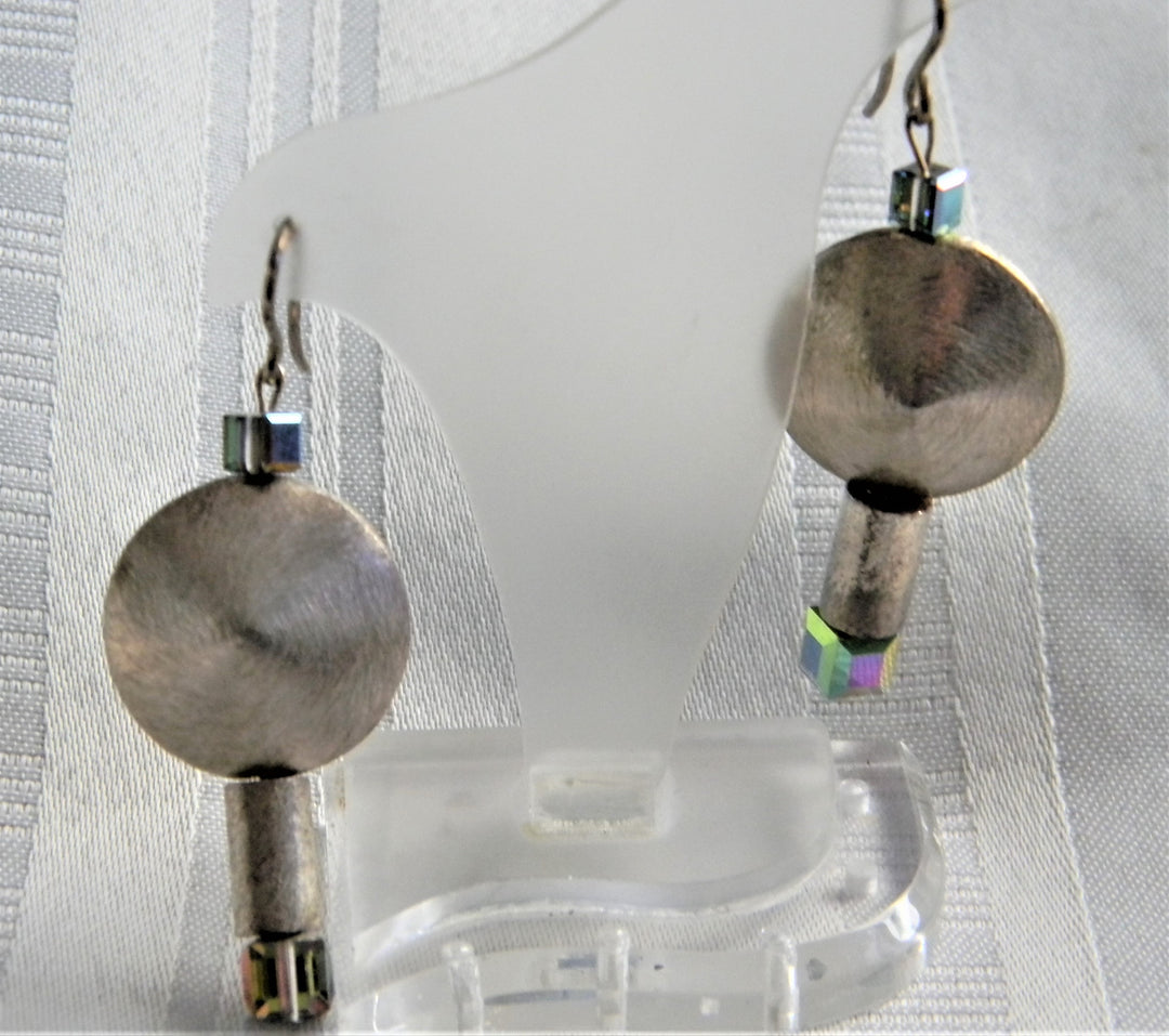 p393Unique Beautiful Silver Dangle Earrings with Borellis stones