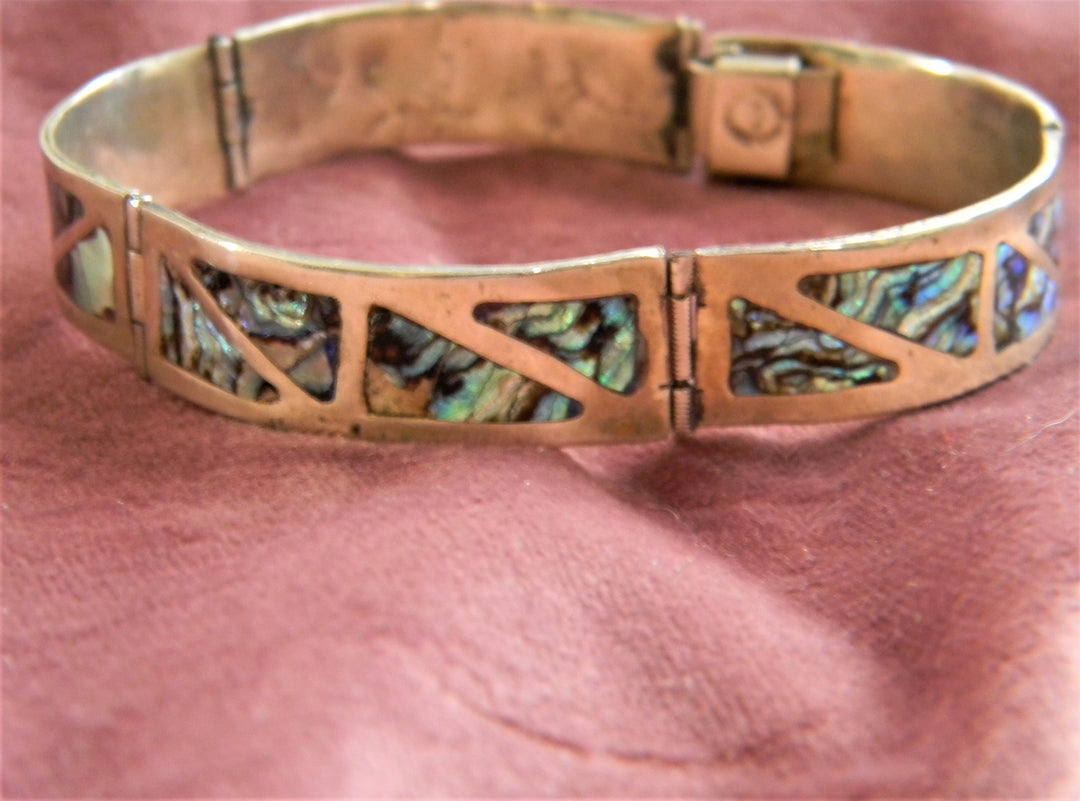 p400 Vintage Mexico Sterling Silver Ladies Bracelet with MOP inlay