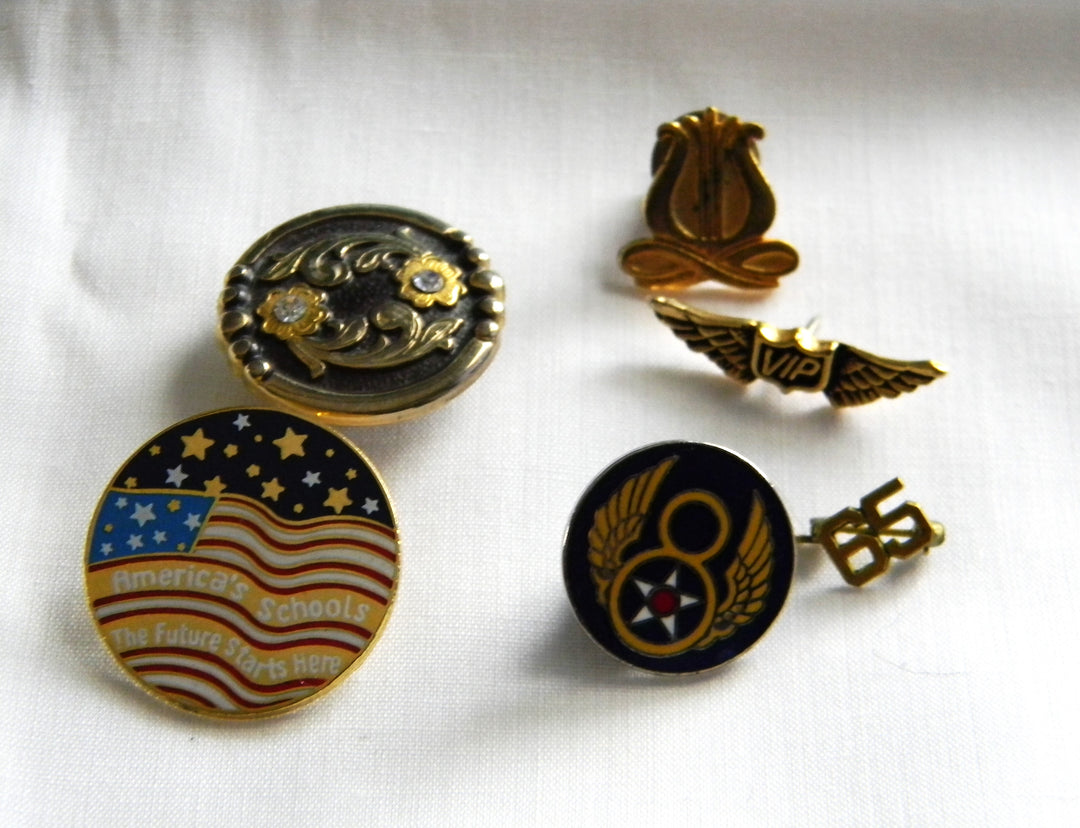 p429 Assorted Lot of 6 Hat or Lapel Pins Music, Year, School etc.