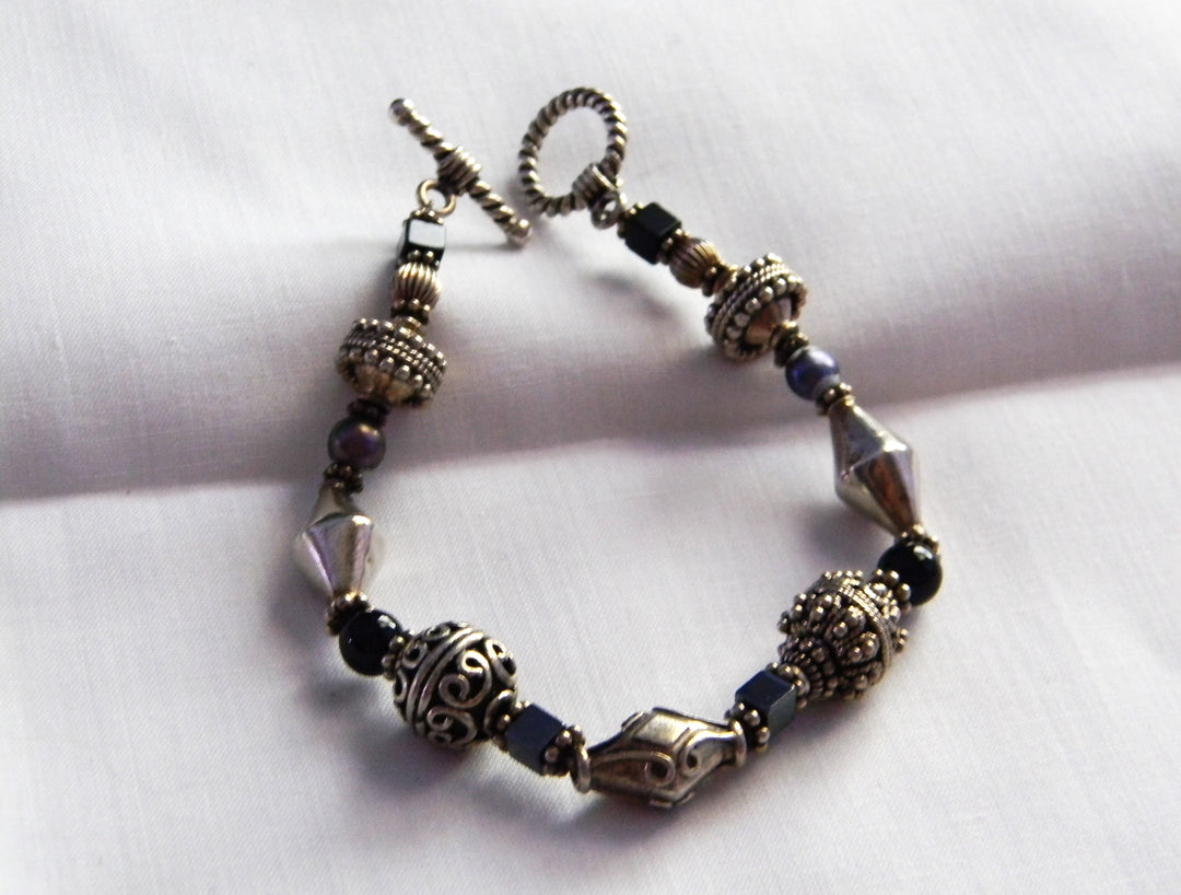 p436 Beautiful Hand Strung Bracelet Sterling Silver Beads, Crystals Toggle Clasp