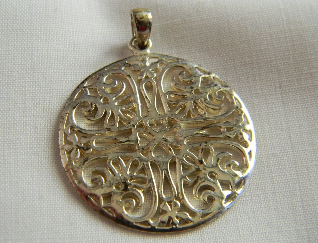 p448 Unique Filigree Design Sterling Silver Round Pendant (No chain)