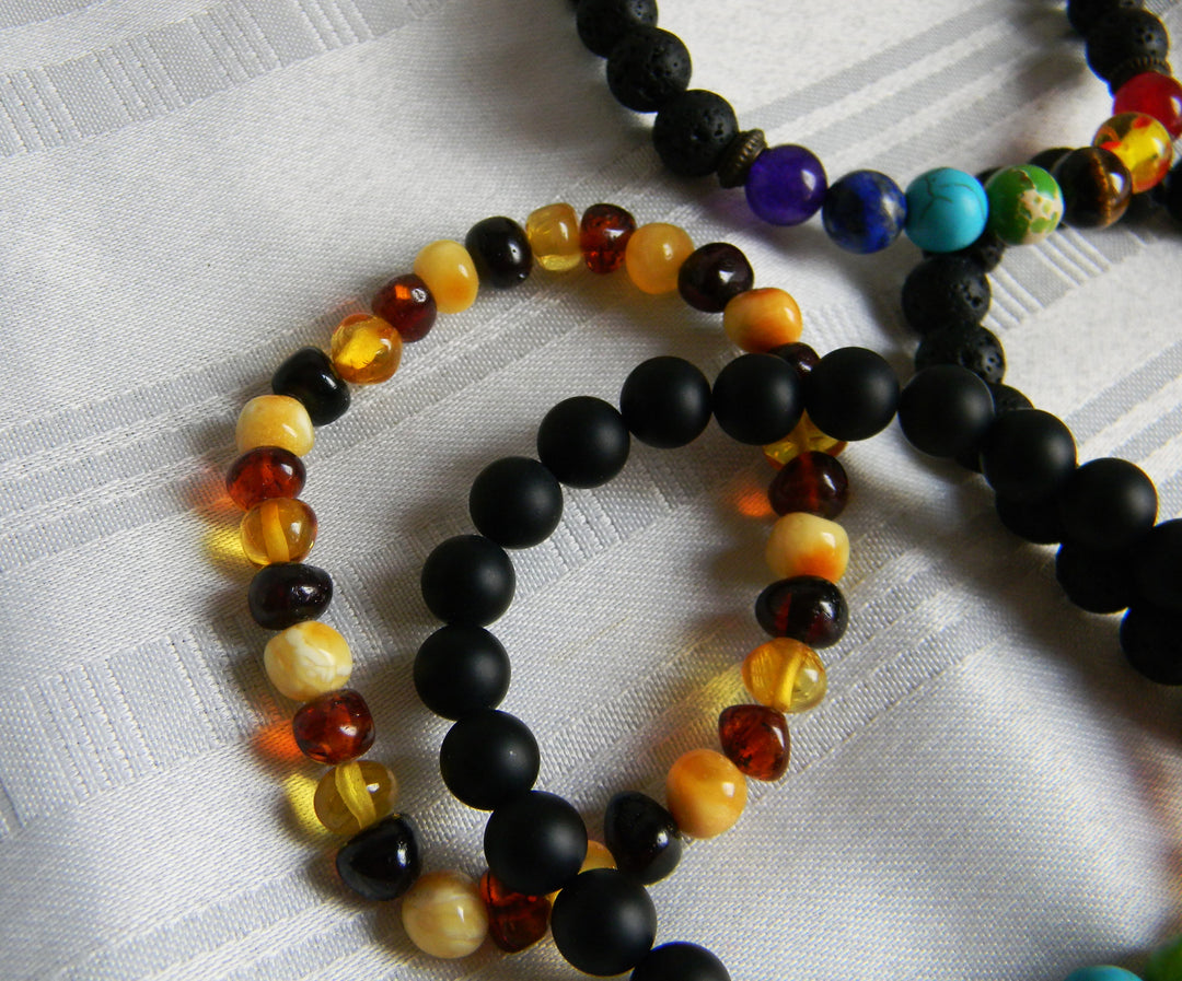 p469 Set of 5 Stretch Bracelets Lava Rock, Amber, Turquoise and Others