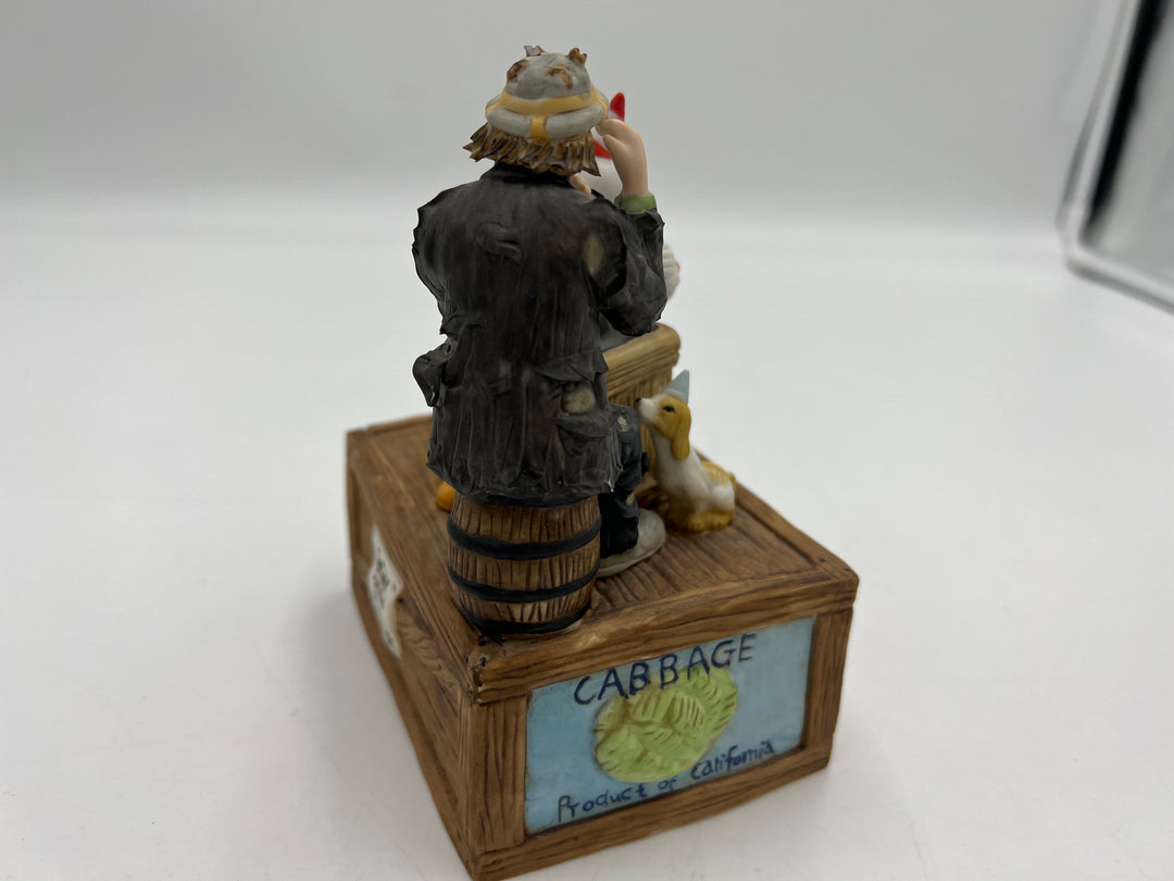 t958 Unique Emmett Kelly Jr. Collection Music Box