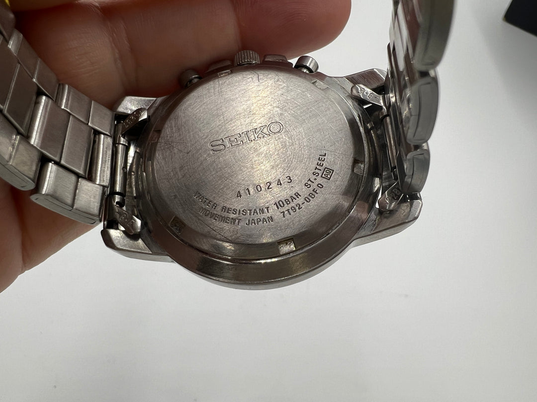 t966 Seiko Chronograph 100M Quartz 2010s Date - Ref 7T92