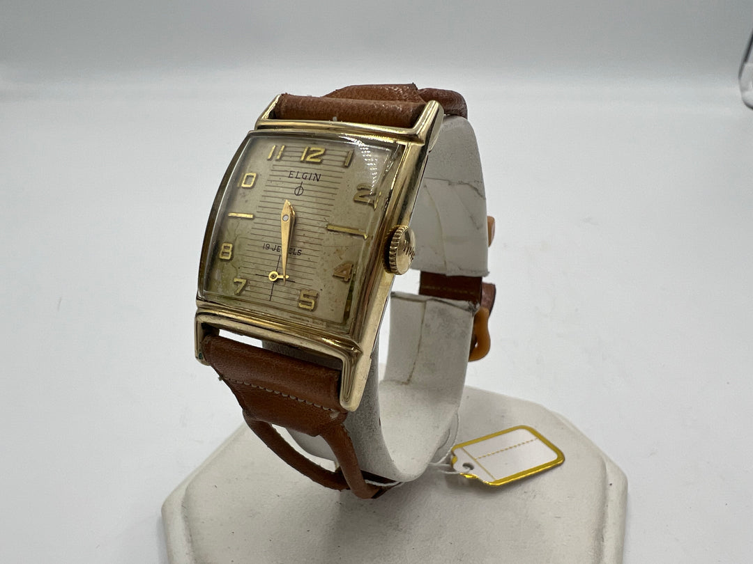 u042 Elgin 10k Gold Plated Manual Wind 19 J Square Case