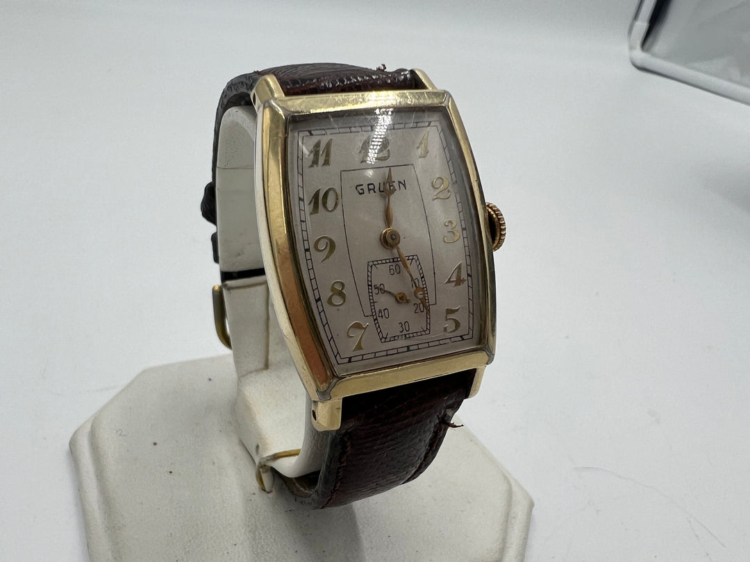 u046 Gruen 1950s Base Metal Manual Wind Wrist Watch