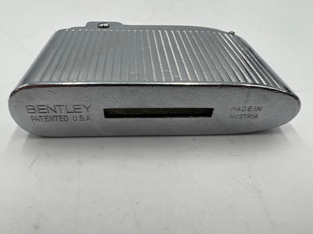 u050 Unique Bentley Working Lighter