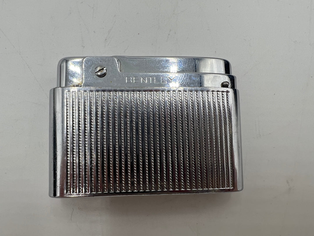 u050 Unique Bentley Working Lighter