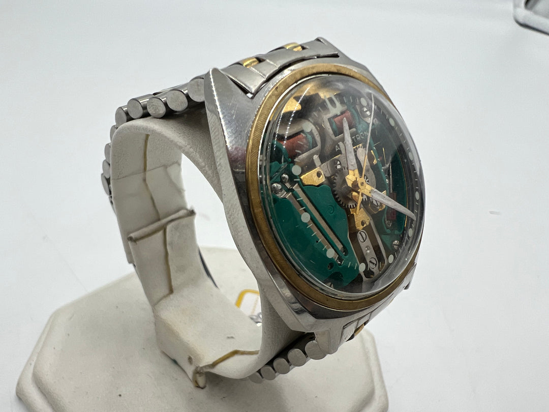 u082 Bulova Accutron Spaceview Gold Plated Bezel