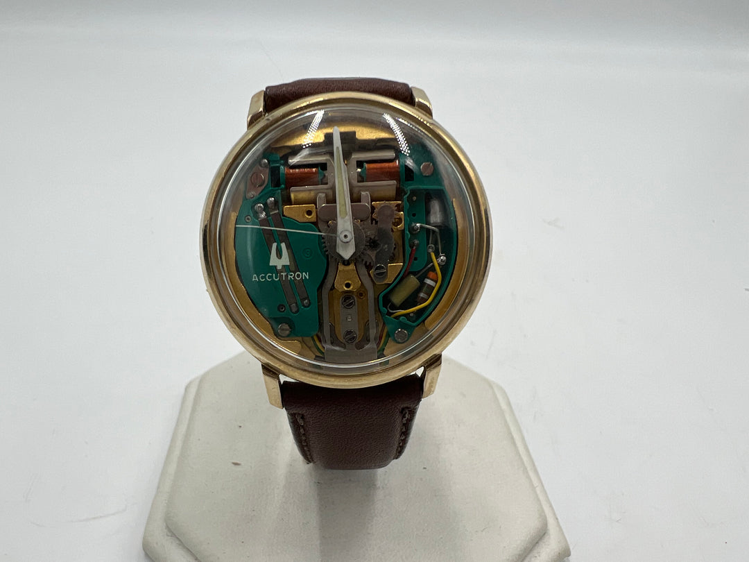 u083 Bulova Accutron Spaceview 10k Gold Filled Bezel