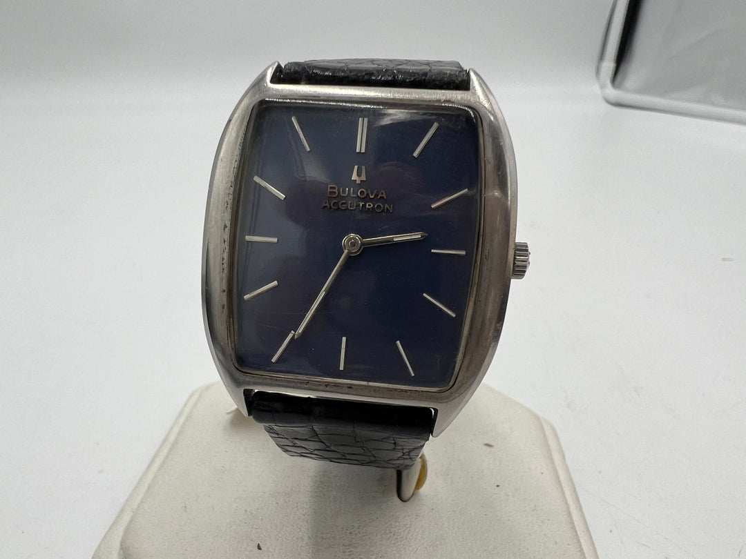 u084 Bulova Accutron Blue Dial w/ Black Strap