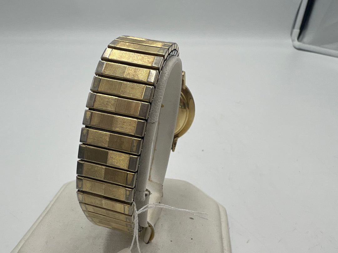 u102 Longines 1970s 14kt Gold Manual Wind Gold Tone Strap