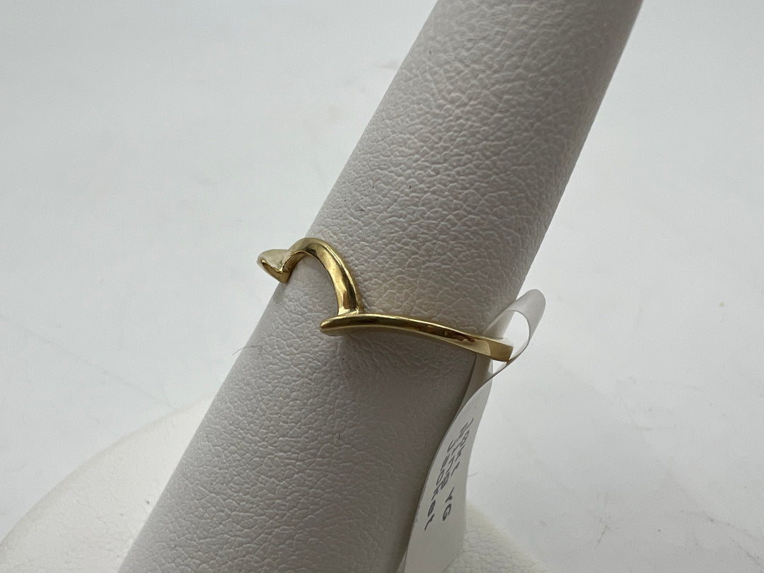 u162 10kt Yellow Gold Ring Jacket Size 7