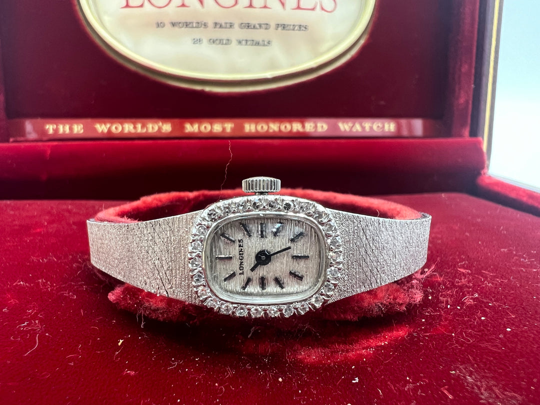 u181 Beautiful 14k White Gold Ladies Longines Watch