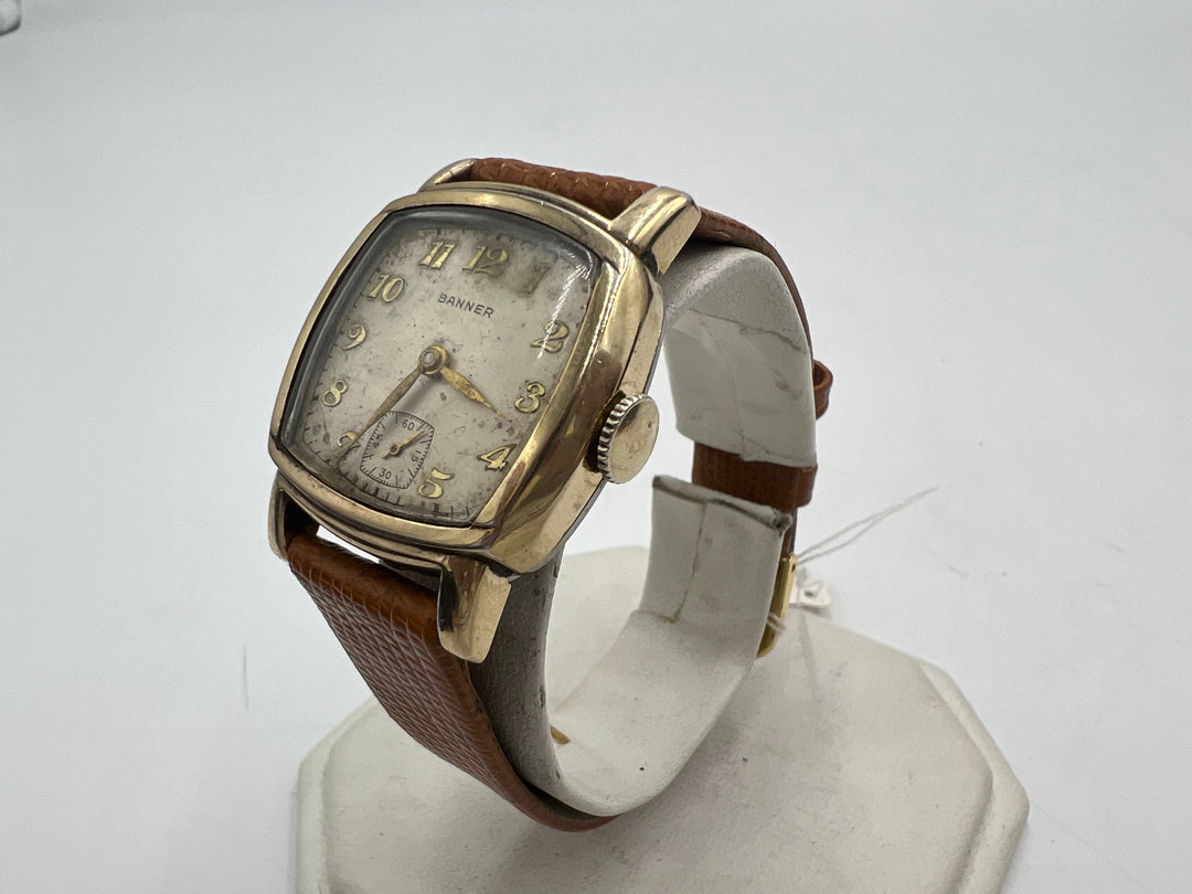 u197 Banner 1940s Manual Wind Gold Tone Watch