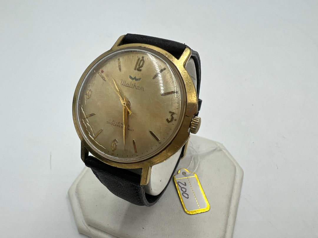 u198 Waltham 1960s 21 J Shock Resistant Stainless Steel Watch