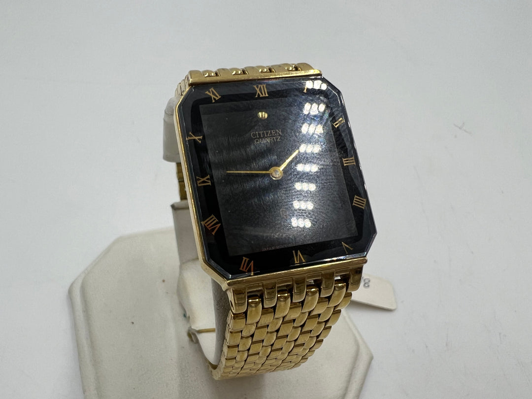 u206 Citizen Quartz Black Dial w/ Gold Tone Watch