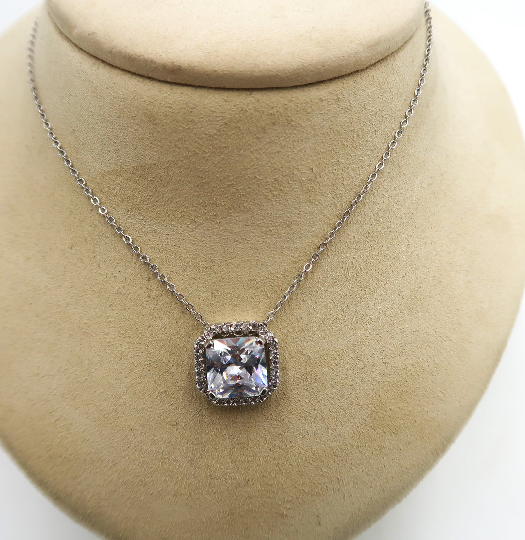 k431 Beautiful Silver Tone Necklace with Square Crystal Halo Pendant