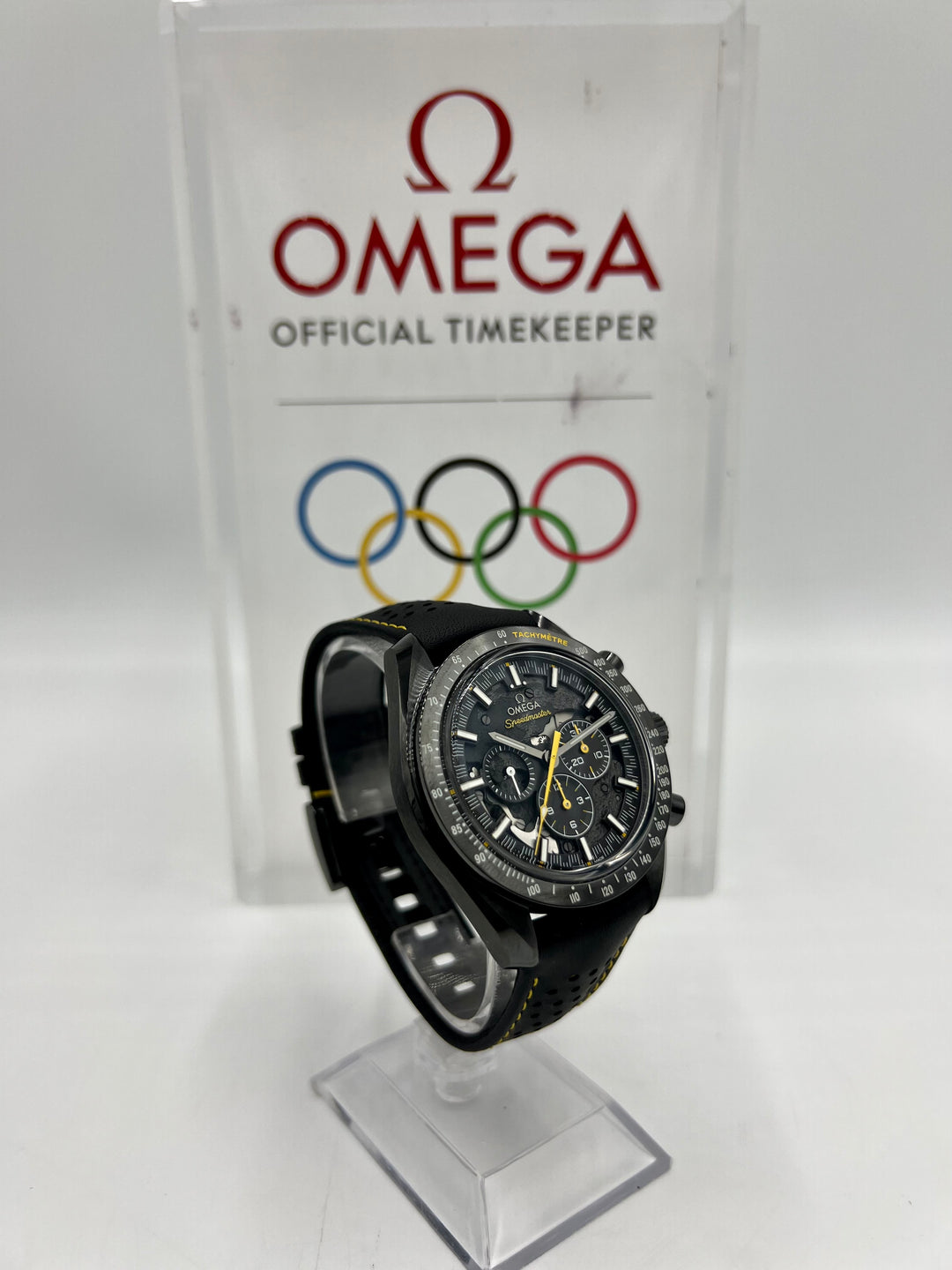 u176 OMEGA Speedmaster Apollo 8 Wrist Watch