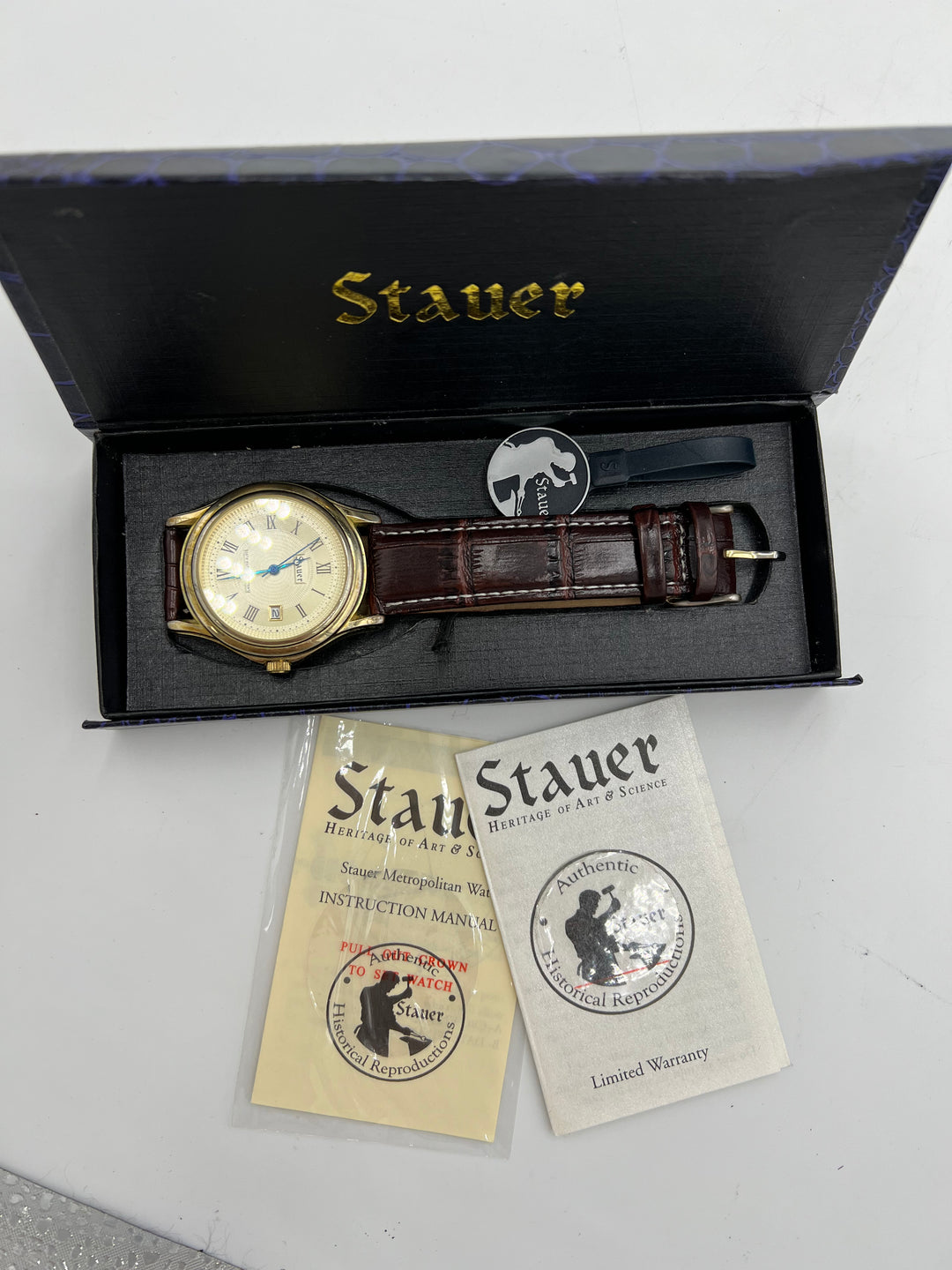 t635 Stauer Metropolitan Gold Tone Wrist Watch