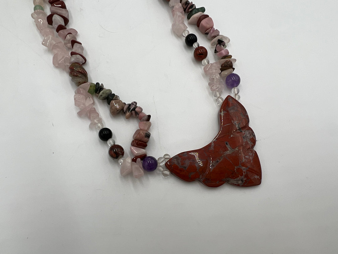 t683 Beautiful Red Jasper Stoned Necklace