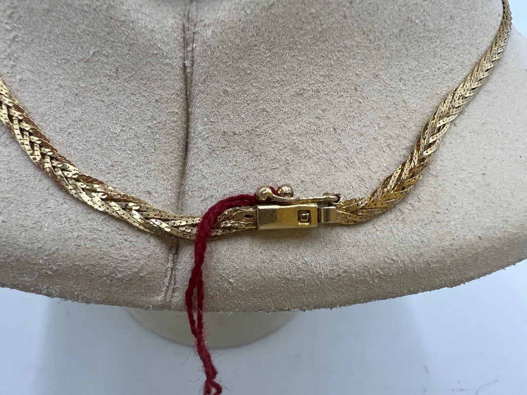 t687 Gorgeous 14kt Gold Braided Chain Necklace