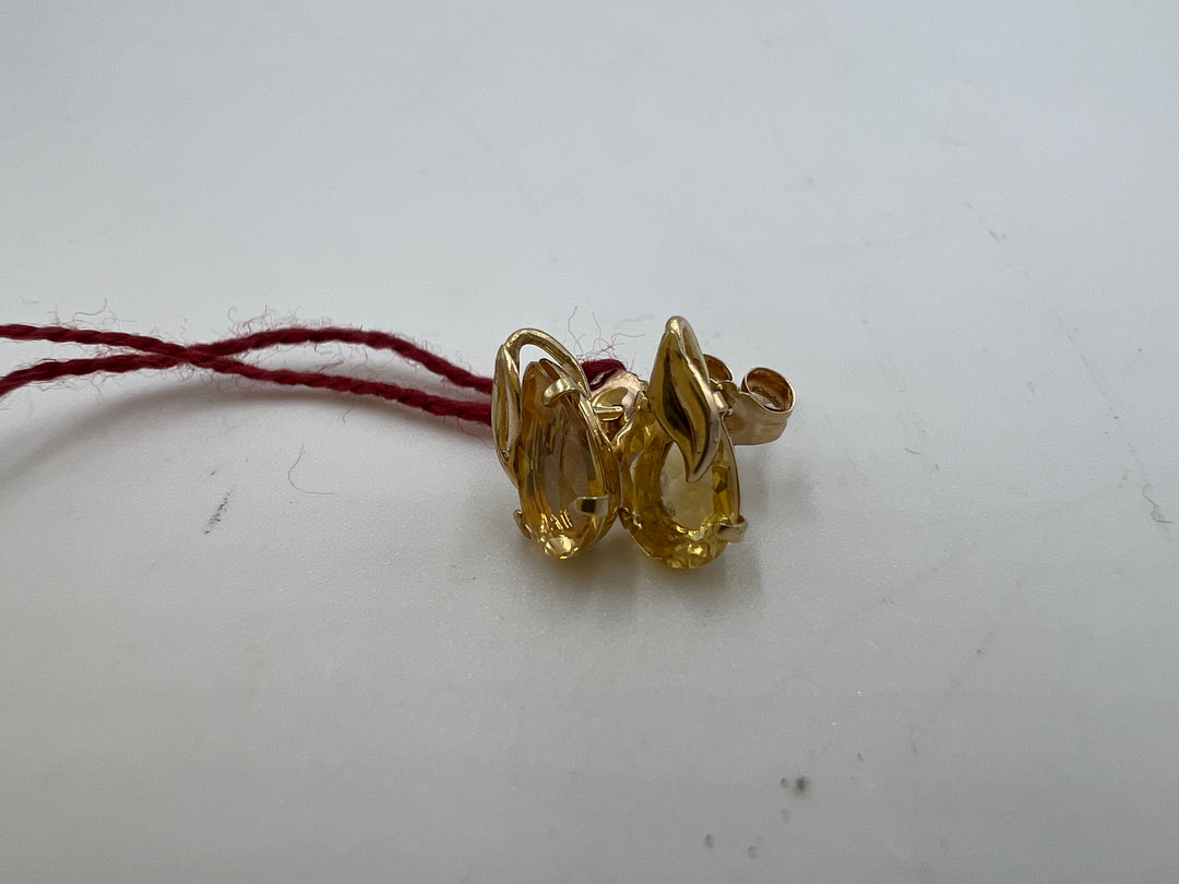 t710 Yellow Topaz and Gold Pear Earrings