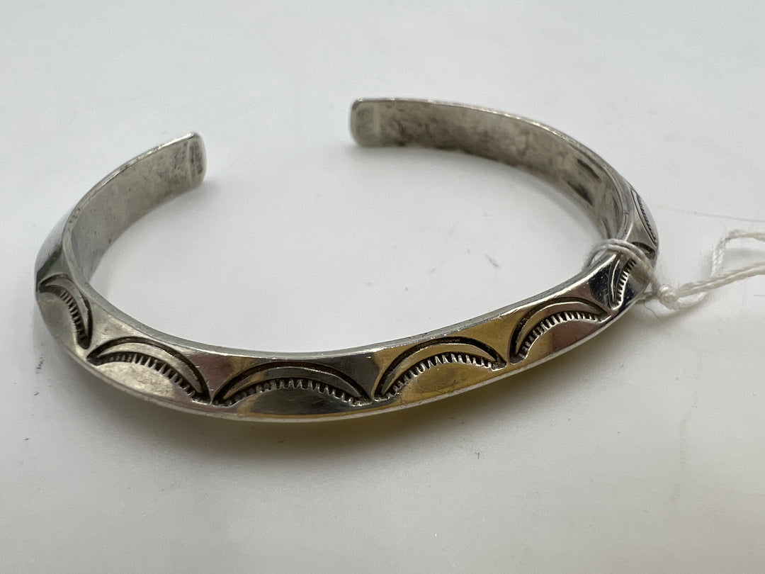 t747 Unique RUE Crescent Sterling Silver Bangle Bracelet